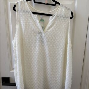 Market & Spruce Textured White Sleeveless Blouse